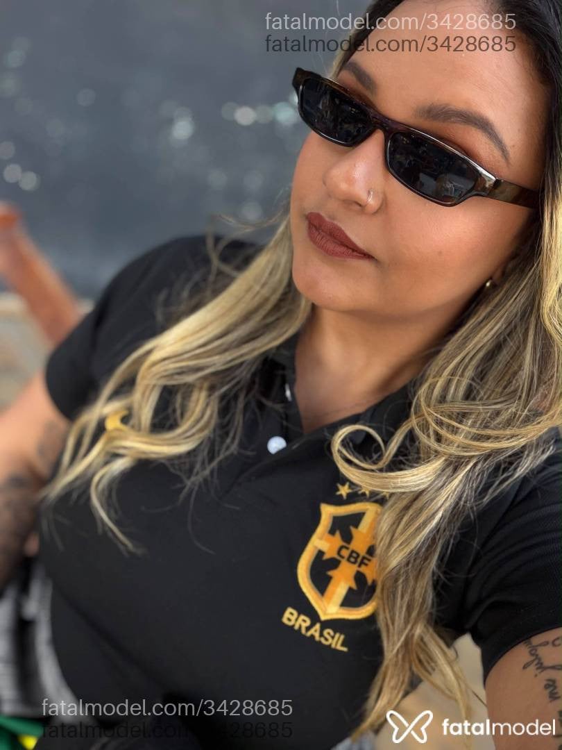 Acompanhante mulher loira (o) de olhos castanhos em São Paulo - Bárbara Lemos