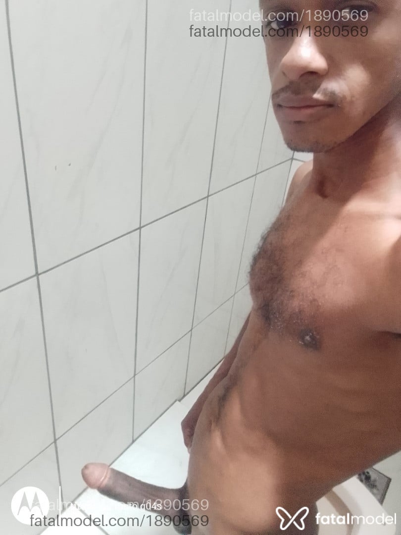 Acompanhante homem morena (o) de olhos pretos - fernandinho