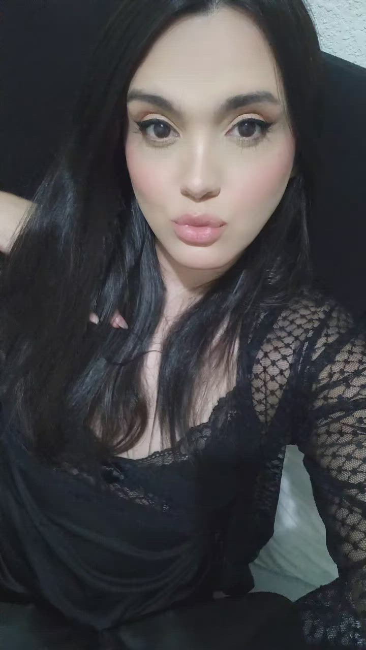 Acompanhante mulher trans com cabelo castanho de olhos castanhos - ISABELLA BRIZZA