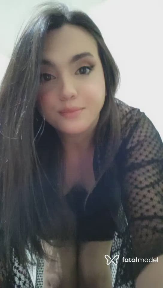 Acompanhante mulher trans com cabelo castanho de olhos castanhos - ISABELLA BRIZZA
