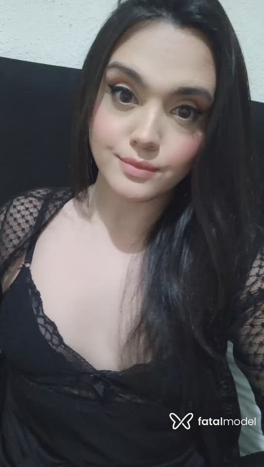 Acompanhante mulher trans com cabelo castanho de olhos castanhos - ISABELLA BRIZZA