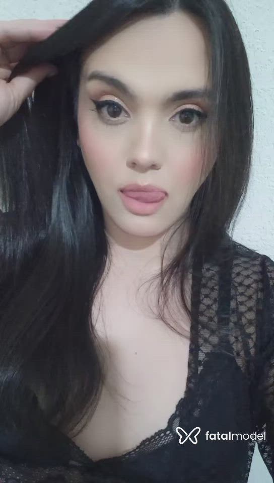 Acompanhante mulher trans com cabelo castanho de olhos castanhos - ISABELLA BRIZZA