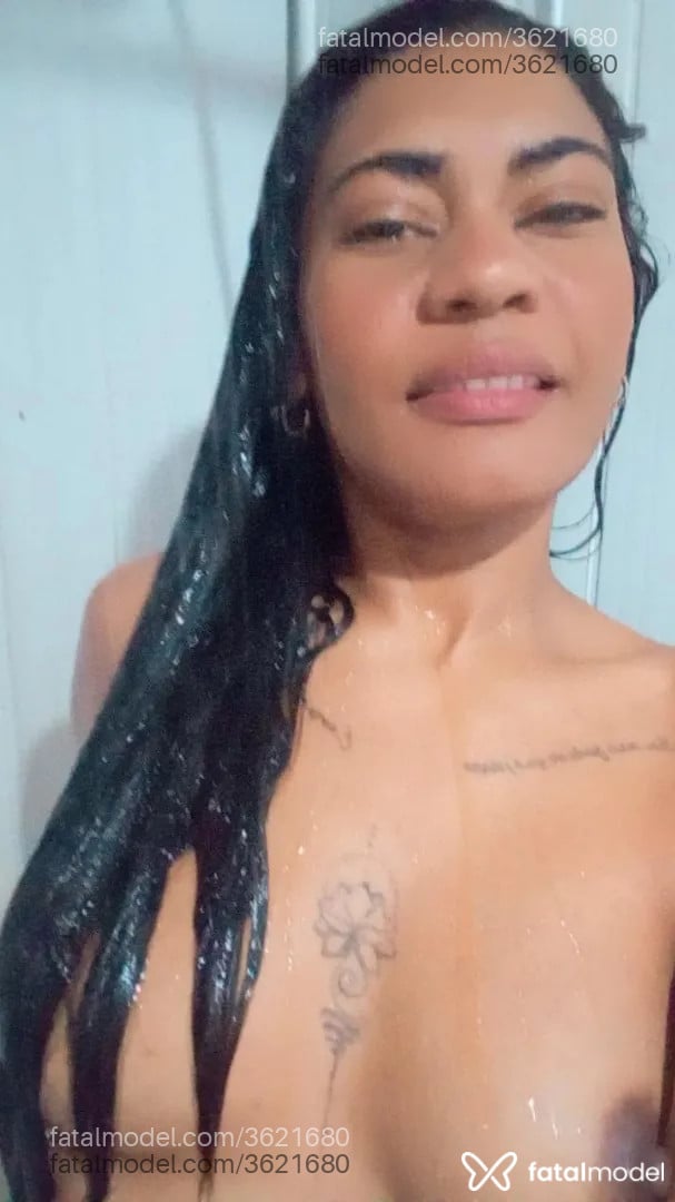 Acompanhante mulher com cabelo castanho de olhos castanhos - Jennifer