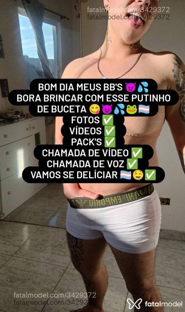 Acompanhante homem trans com cabelo castanho de olhos castanhos em Virtual - Kevin Moura