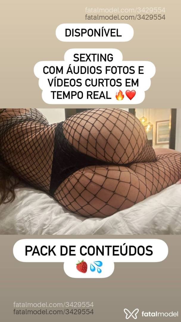 Acompanhante mulher com cabelo castanho de olhos pretos - Jade Duarte Acompanhante mulher com cabelo castanho de olhos pretos - Jade Duarte