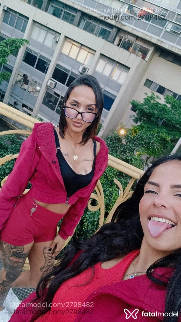 Acompanhante mulher morena (o) de olhos castanhos - Amandinha