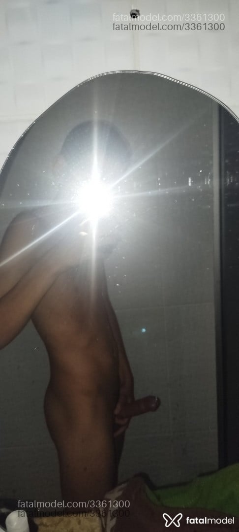 Acompanhante homem morena (o) de olhos pretos - Magrin
