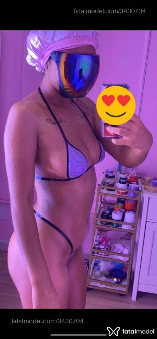 Acompanhante mulher morena (o) de olhos castanhos em Farroupilha - Vanessa