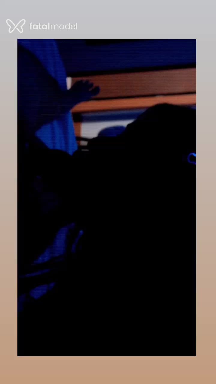 Acompanhante mulher trans morena (o) de olhos castanhos - Bruna