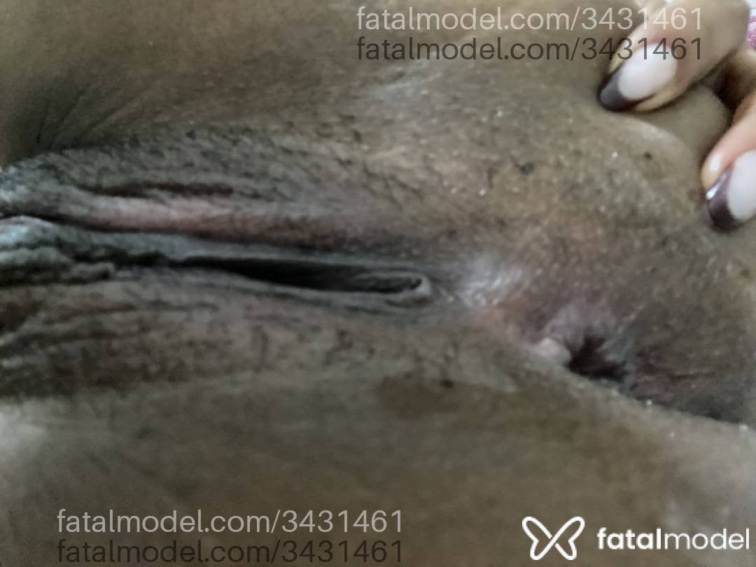 Acompanhante mulher morena (o) de olhos pretos - Ninfetalinda