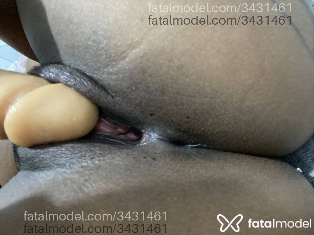 Acompanhante mulher morena (o) de olhos pretos - Ninfetalinda