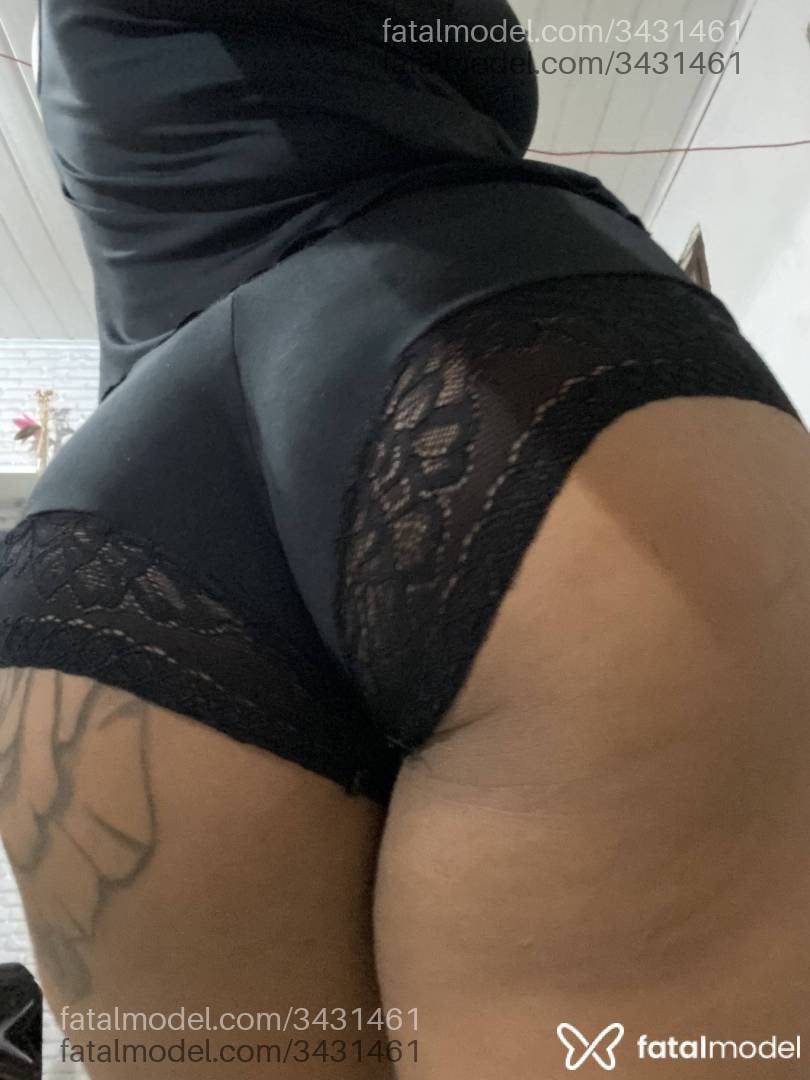 Acompanhante mulher morena (o) de olhos pretos - Ninfetalinda