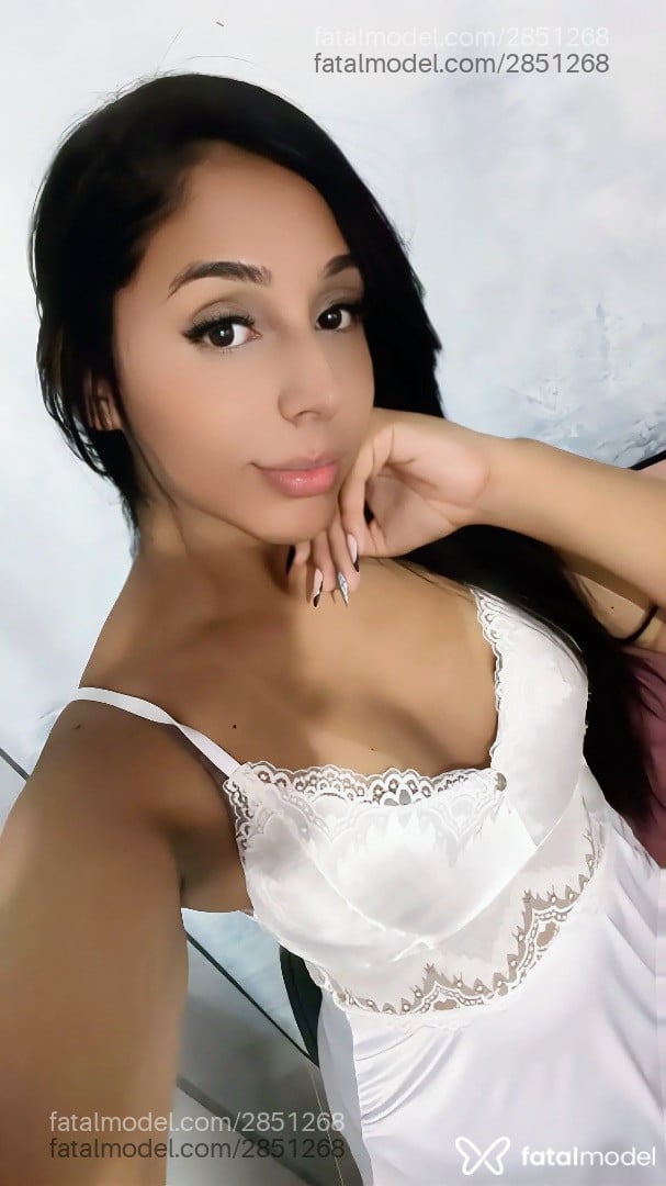 Acompanhante mulher trans morena (o) de olhos castanhos - Gabriely