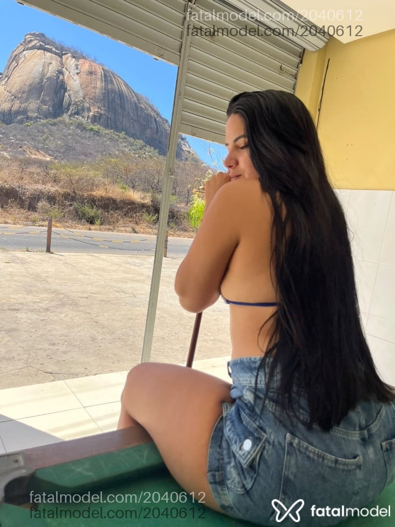 Acompanhante mulher morena (o) de olhos castanhos - Andressa