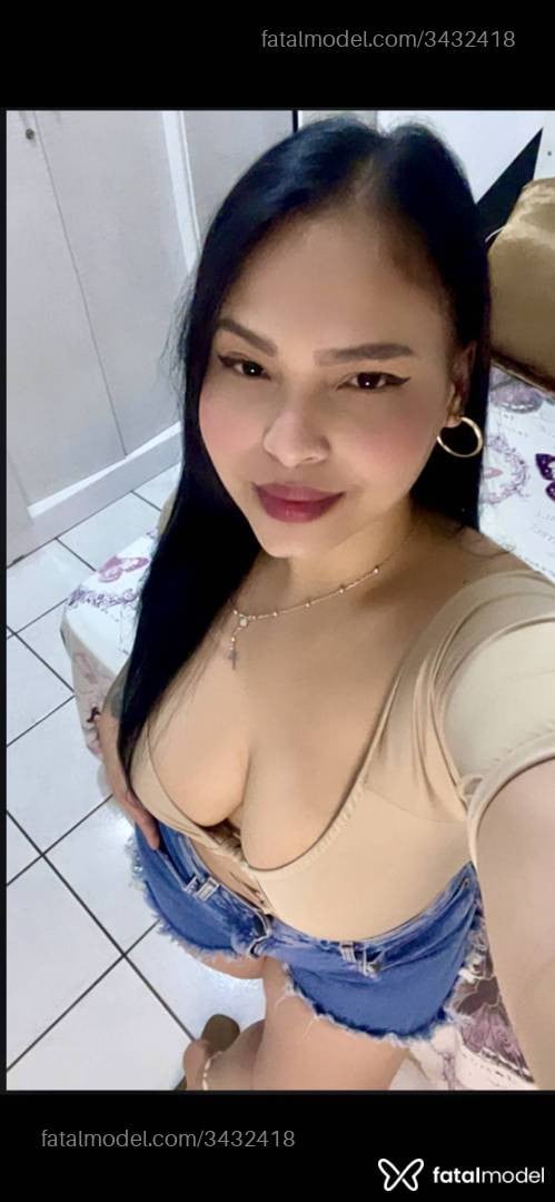 Acompanhante mulher morena (o) de olhos pretos - Shayla