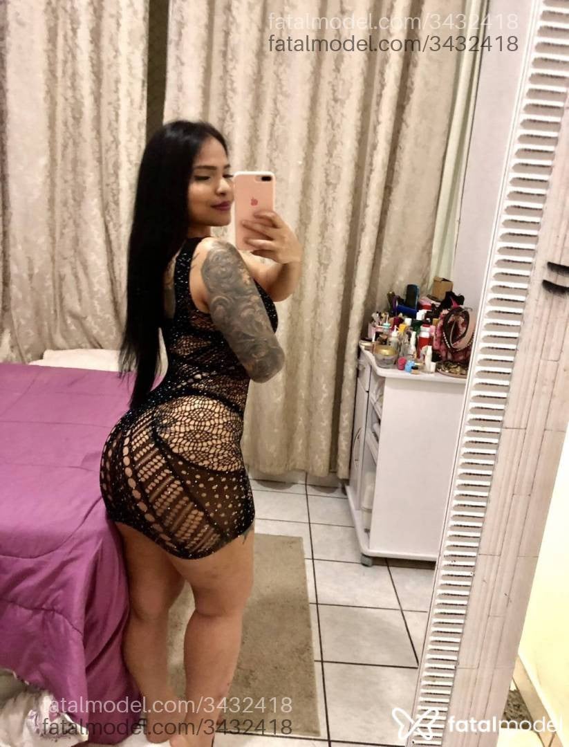 Acompanhante mulher morena (o) de olhos pretos - Shayla