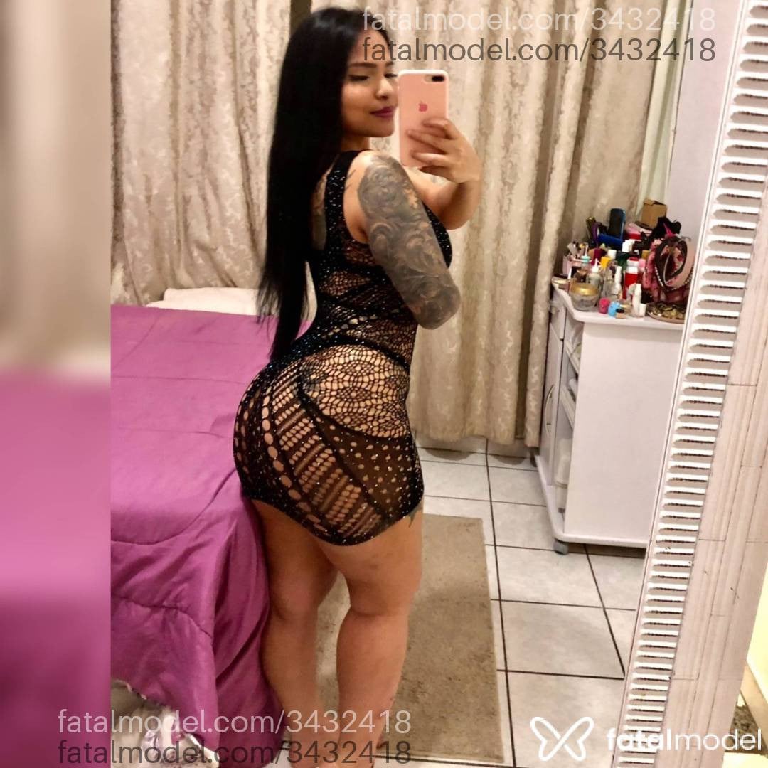 Acompanhante mulher morena (o) de olhos pretos - Shayla