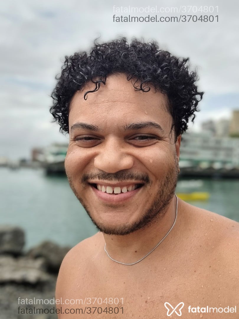 Acompanhante homem morena (o) de olhos castanhos - ORALlidades
