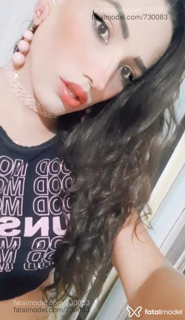 Acompanhante mulher trans morena (o) de olhos castanhos - Megan