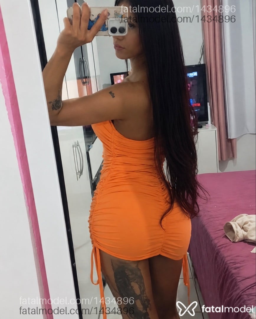 Acompanhante travesti com cabelo castanho de olhos castanhos - Biakhallifa