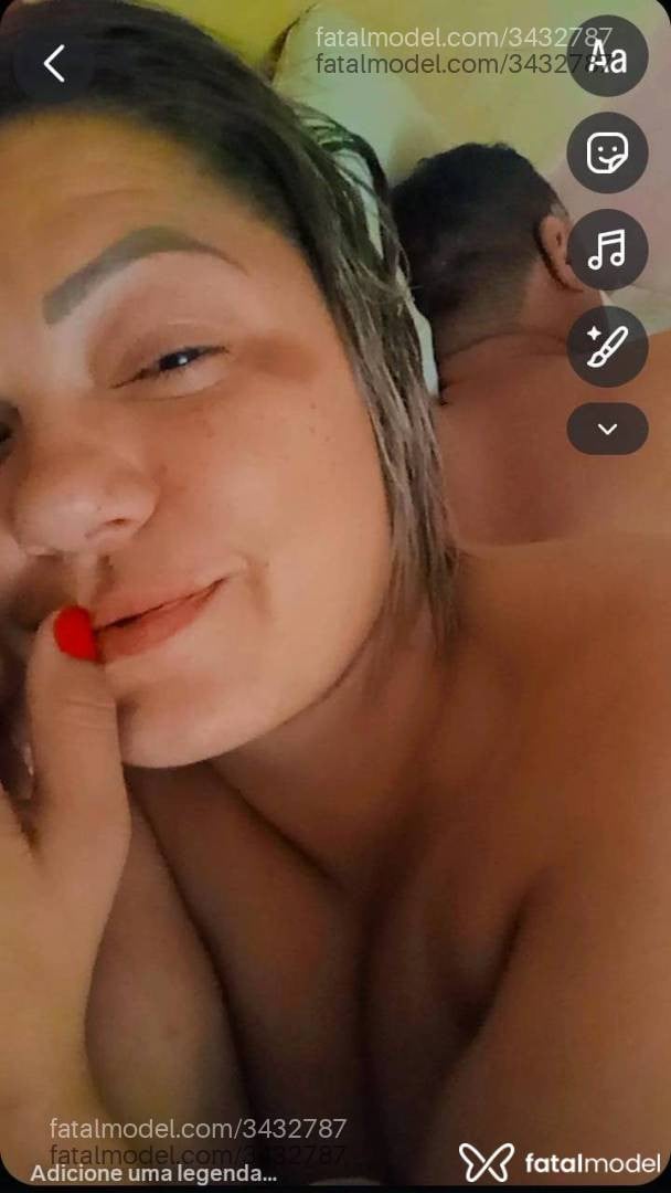 Acompanhante mulher loira (o) de olhos castanhos - Luanna Sanches