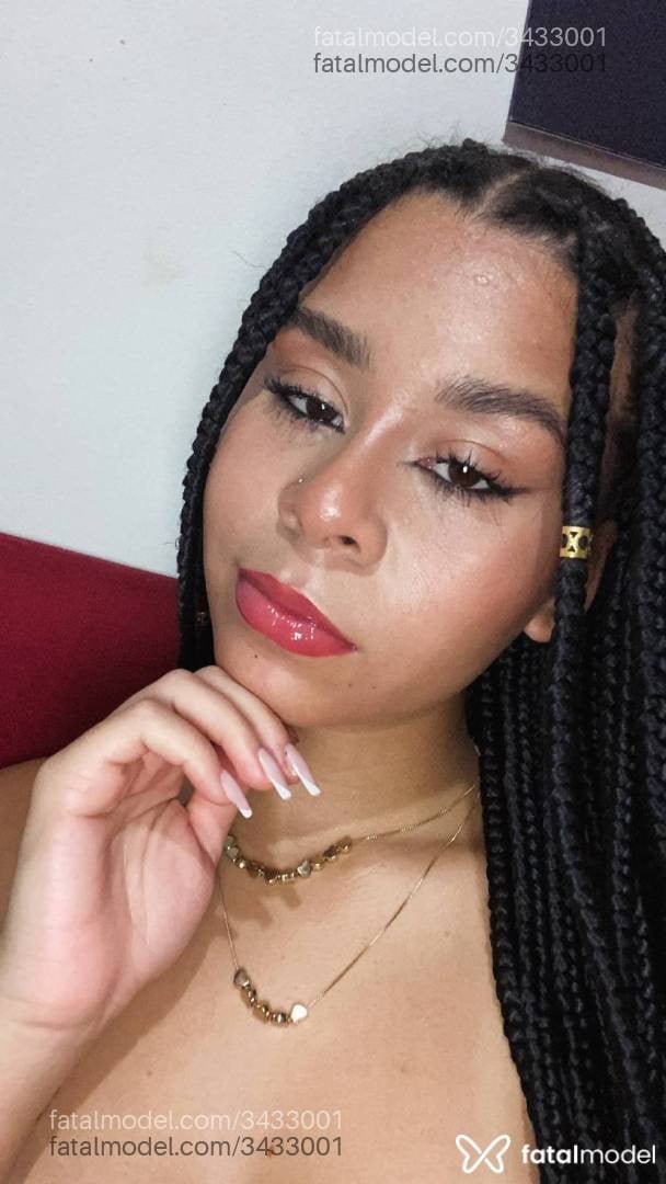 Acompanhante mulher com cabelo castanho de olhos castanhos - Fernanda