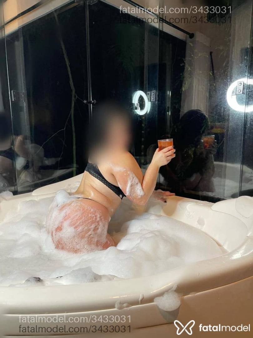 Acompanhante mulher morena (o) de olhos castanhos em Santa Cruz do Sul - Alexia