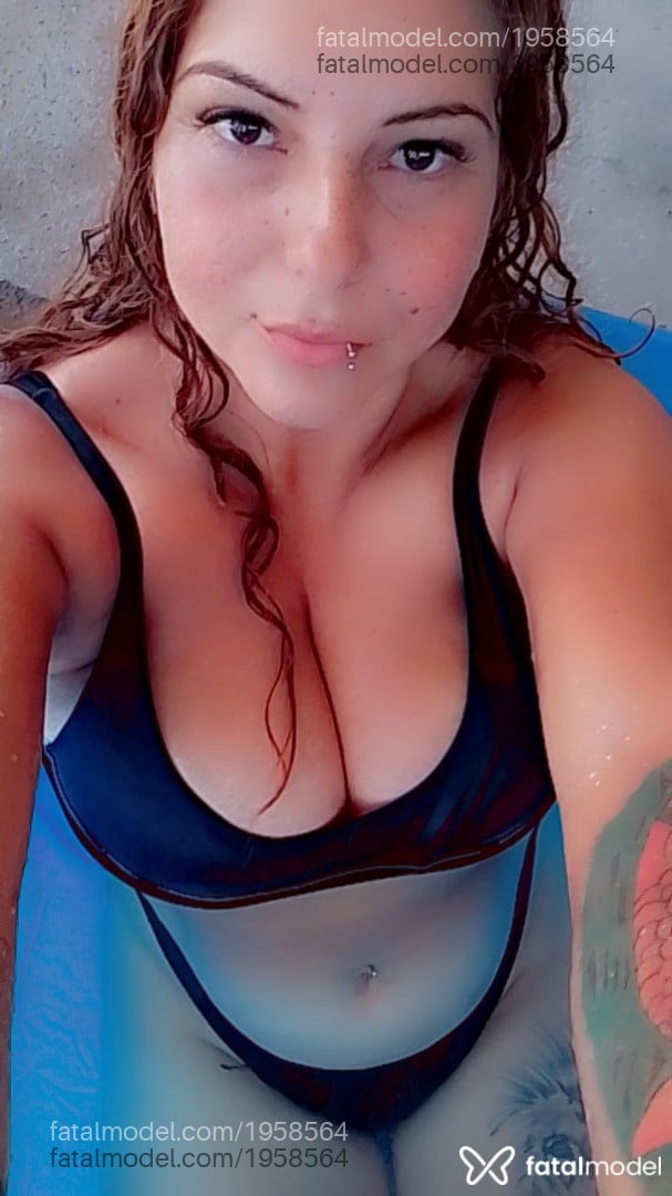 Acompanhante mulher ruiva (o) de olhos castanhos - Juliana