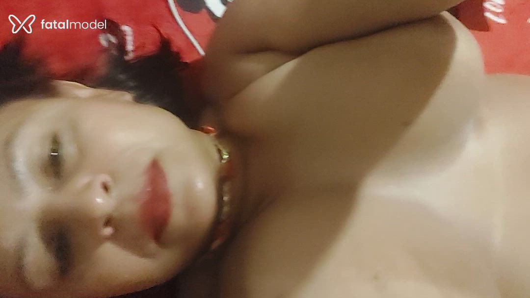 Acompanhante mulher morena (o) de olhos pretos - Rosa Negra