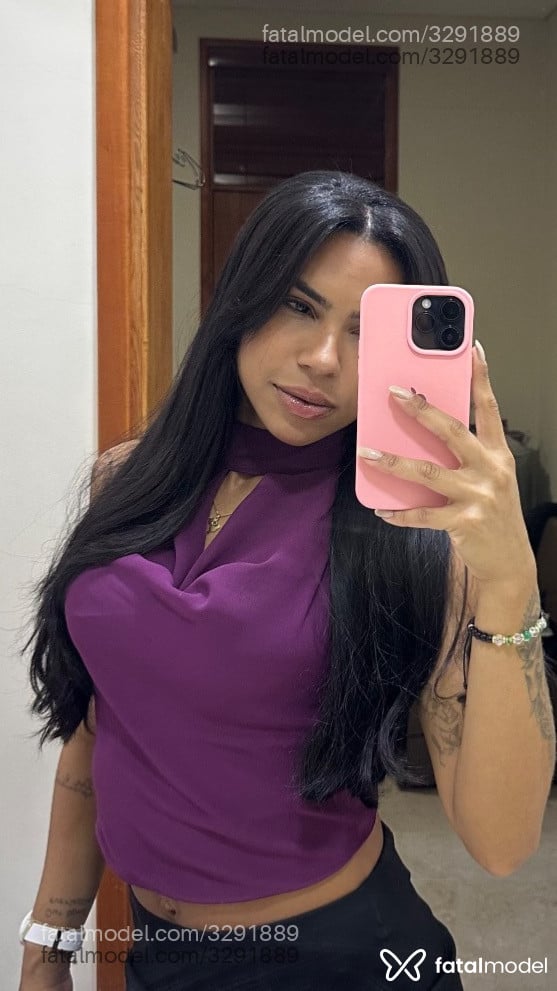 Acompanhante mulher morena (o) de olhos castanhos - Mary
