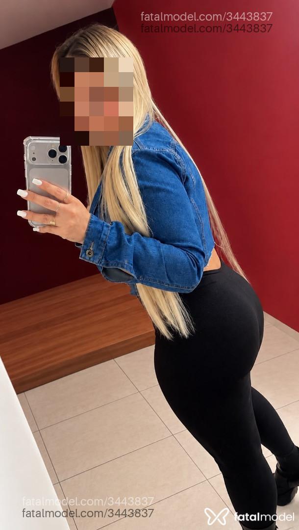 Acompanhante mulher loira (o) de olhos mel - Jheni