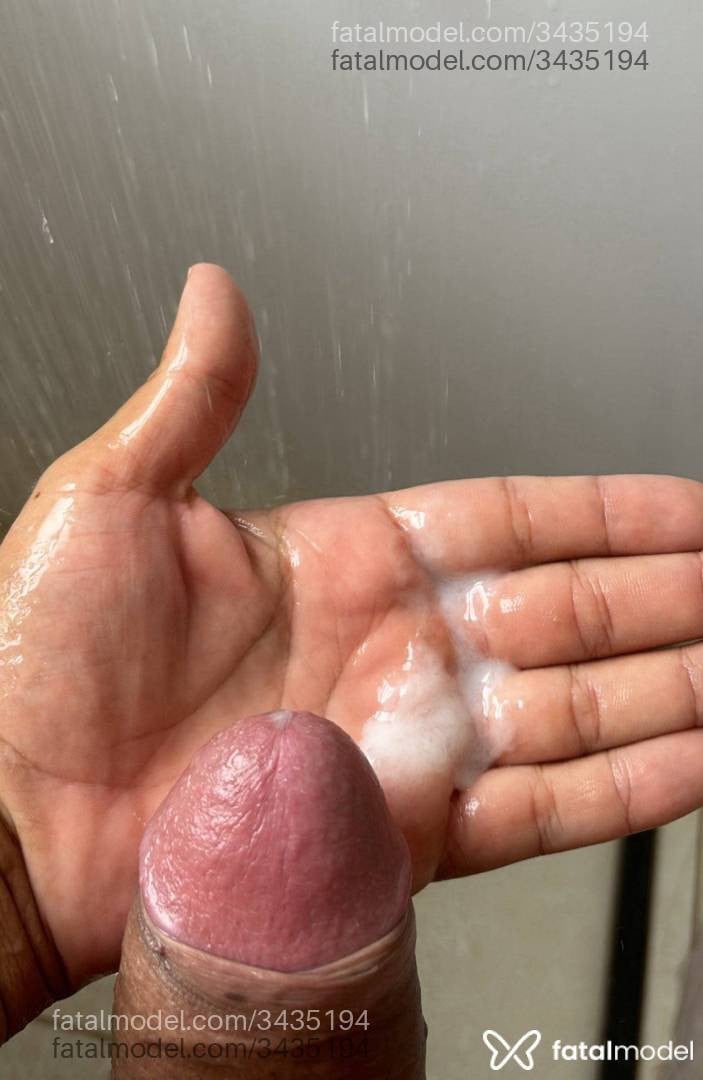 Acompanhante homem morena (o) de olhos castanhos - Theohott