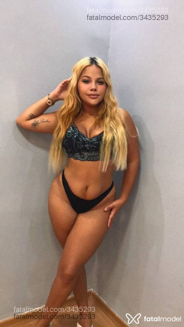 Acompanhante mulher loira (o) de olhos mel - Mel Ferraz