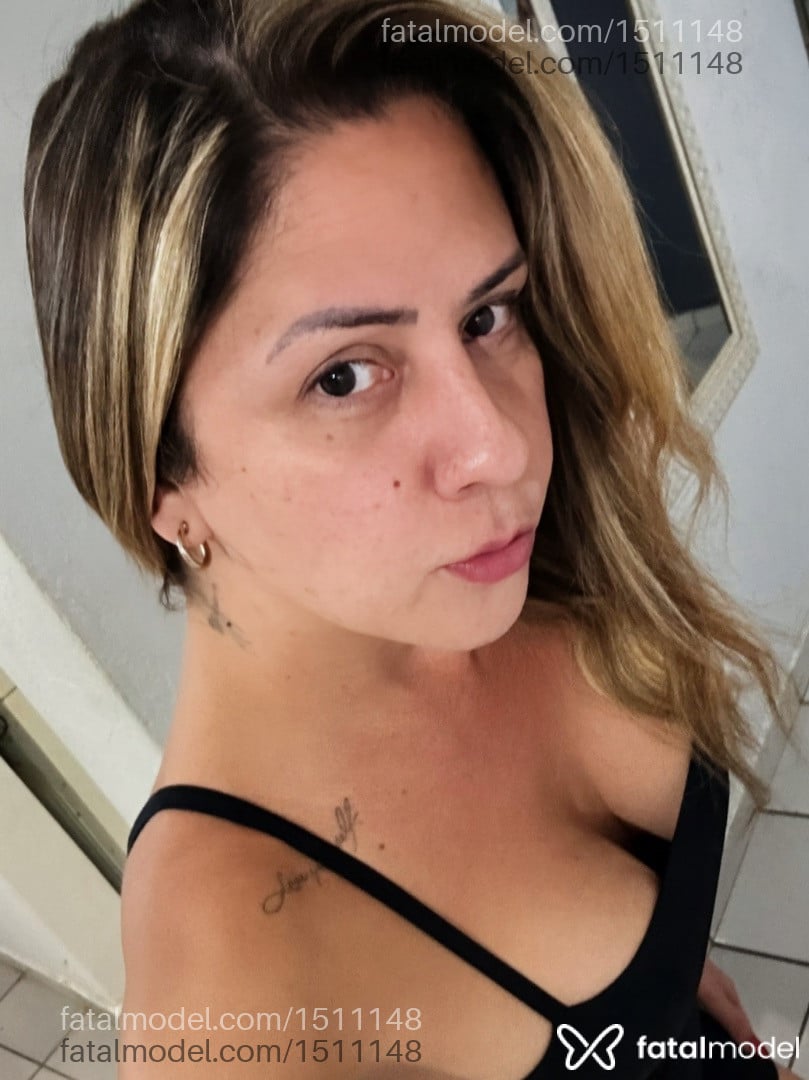 Acompanhante travesti loira (o) de olhos castanhos - Nicole Balls