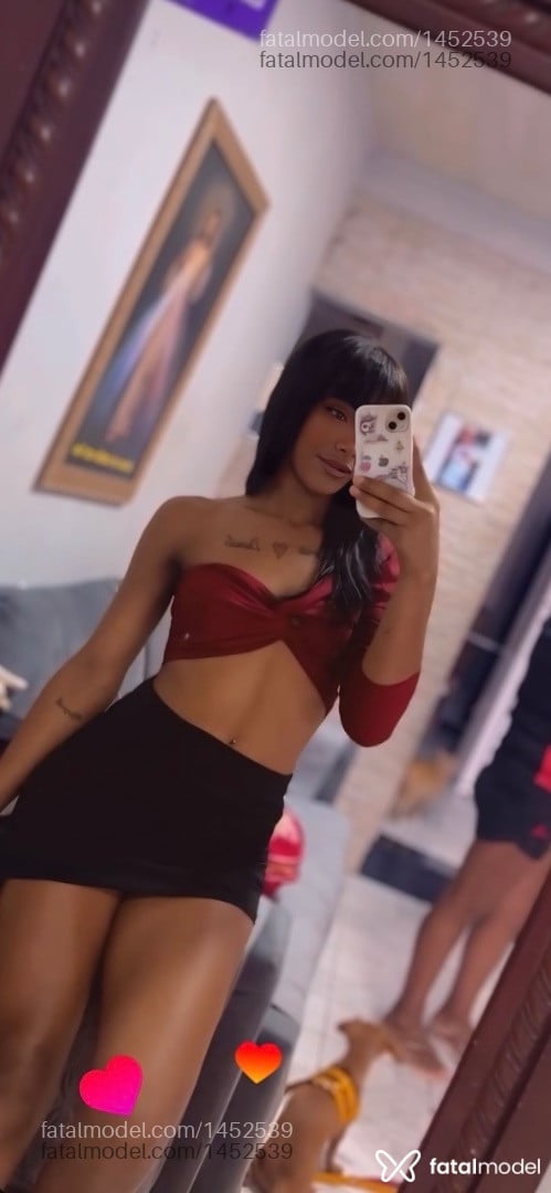 Acompanhante homem trans morena (o) de olhos castanhos - Mikaelly silva