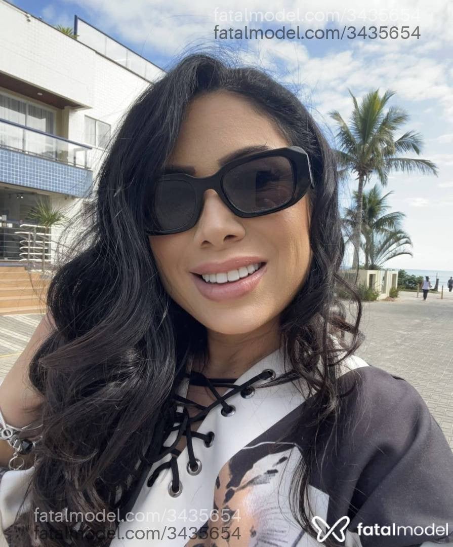 Acompanhante mulher morena (o) de olhos castanhos - Becca Sanches