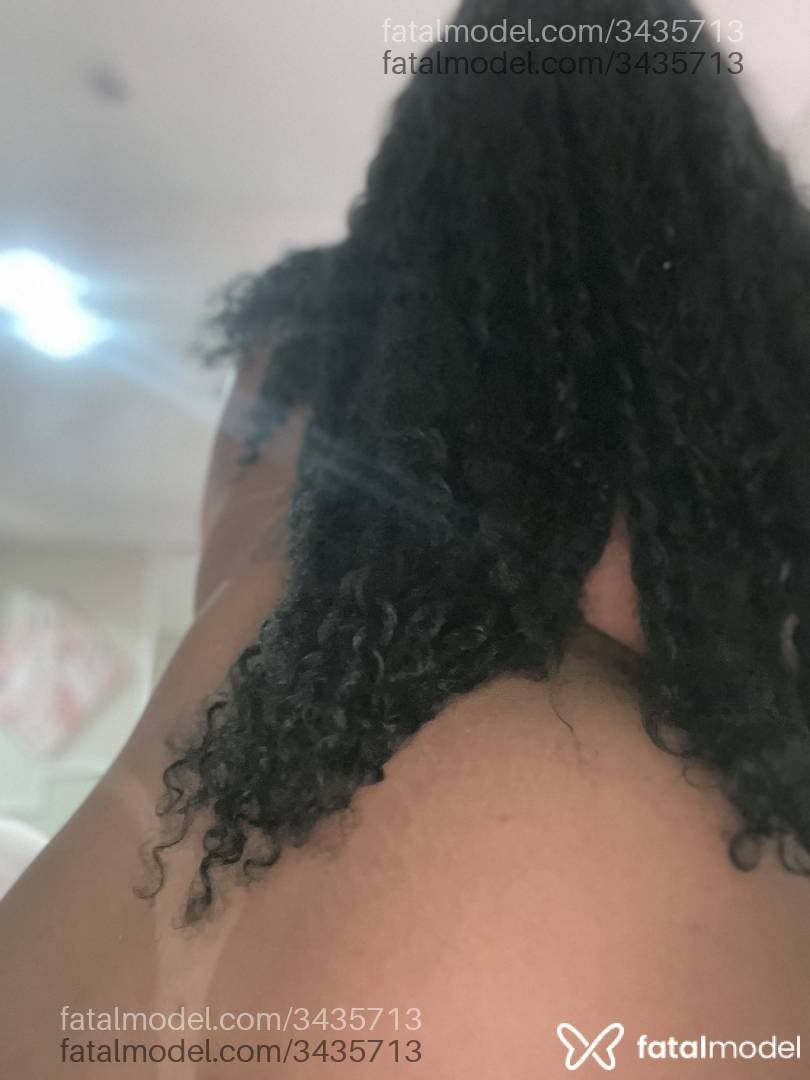 Acompanhante mulher morena (o) de olhos castanhos em Salvador Acompanhante mulher morena (o) de olhos castanhos em Salvador - Mabel