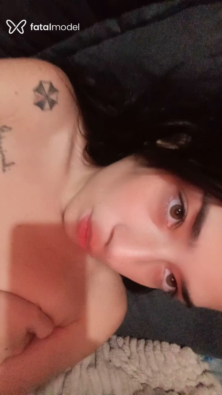Acompanhante mulher morena (o) de olhos castanhos - Agatha Acompanhante mulher morena (o) de olhos castanhos - Agatha