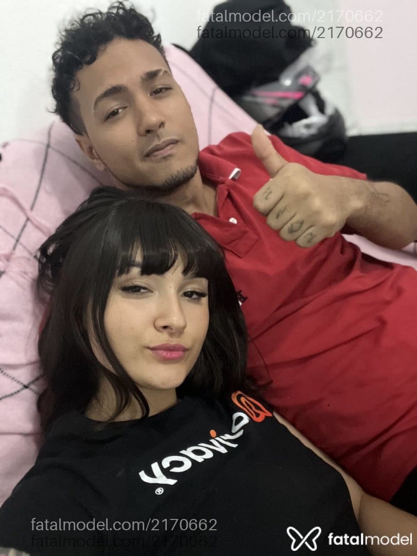 Acompanhante mulher com cabelo castanho de olhos castanhos - CasalVIP