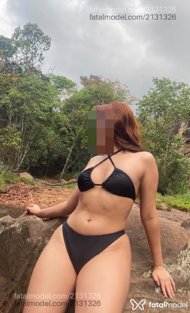 Acompanhante mulher ruiva (o) de olhos mel - Luna