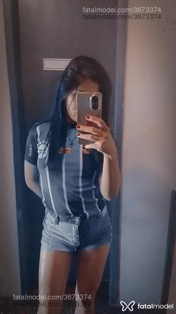 Acompanhante mulher morena (o) de olhos castanhos - Maah Parazinha