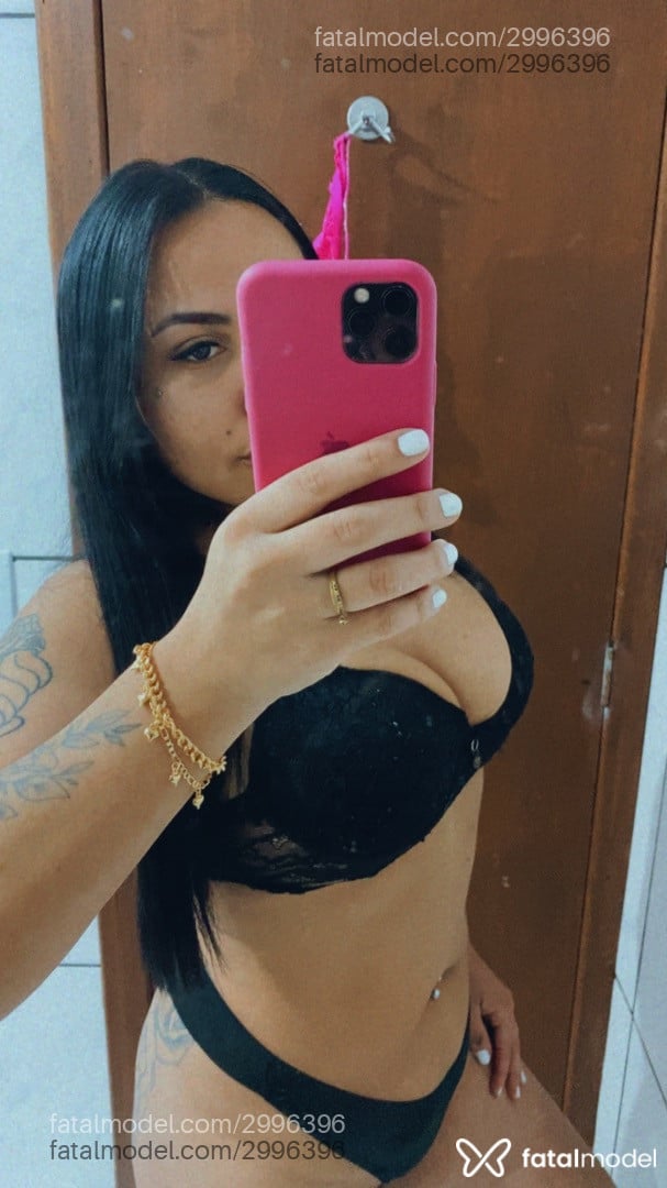 Acompanhante mulher morena (o) de olhos castanhos - Gabriela