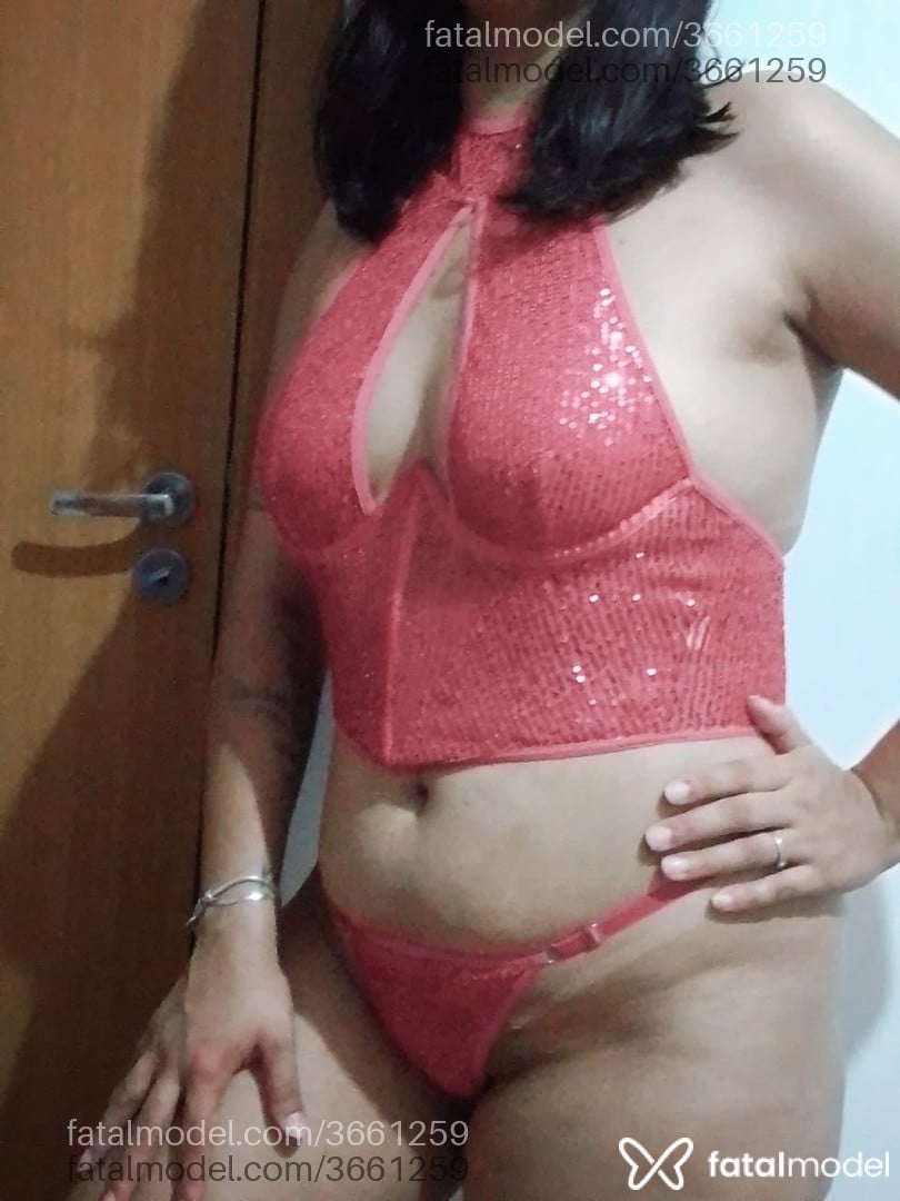 Acompanhante mulher morena (o) de olhos mel - Marcela Brunelli