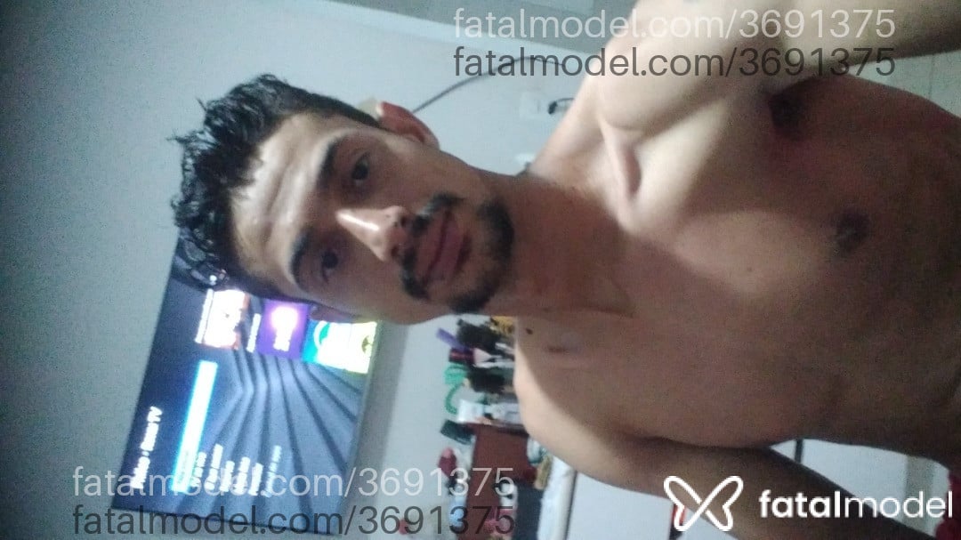 Acompanhante homem morena (o) de olhos castanhos - Gege Baiano