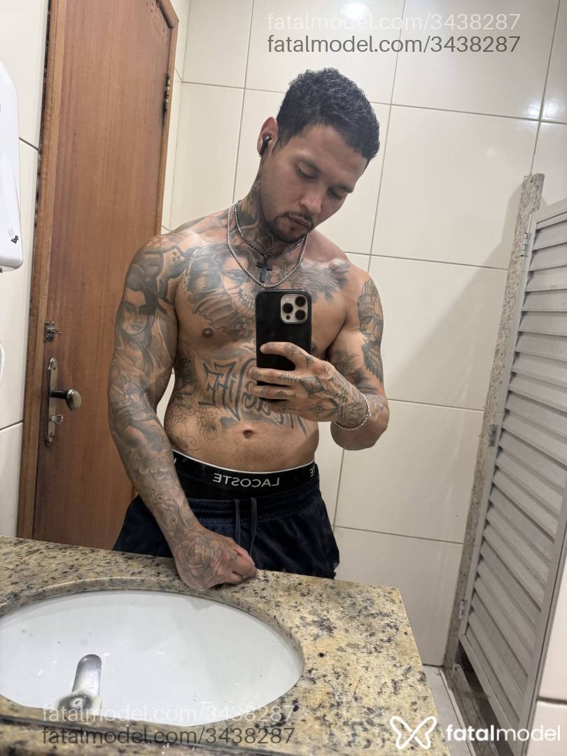 Acompanhante homem loira (o) de olhos castanhos em Rio de Janeiro - Vitor
