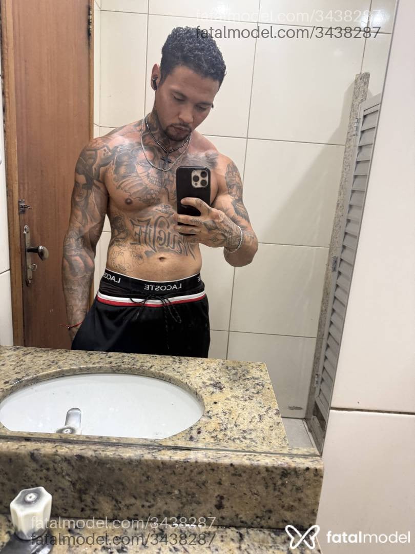 Acompanhante homem loira (o) de olhos castanhos em Rio de Janeiro - Vitor