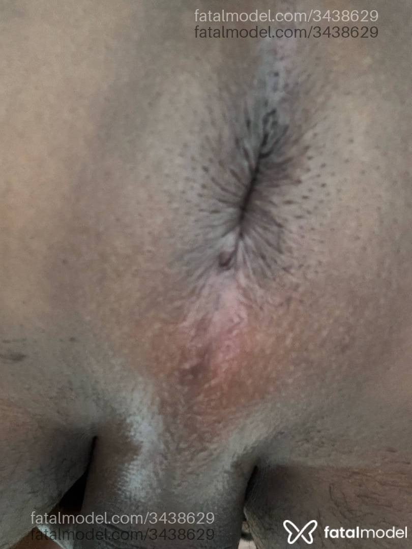 Acompanhante não-binário com cabelo castanho de olhos pretos - Luh Lima