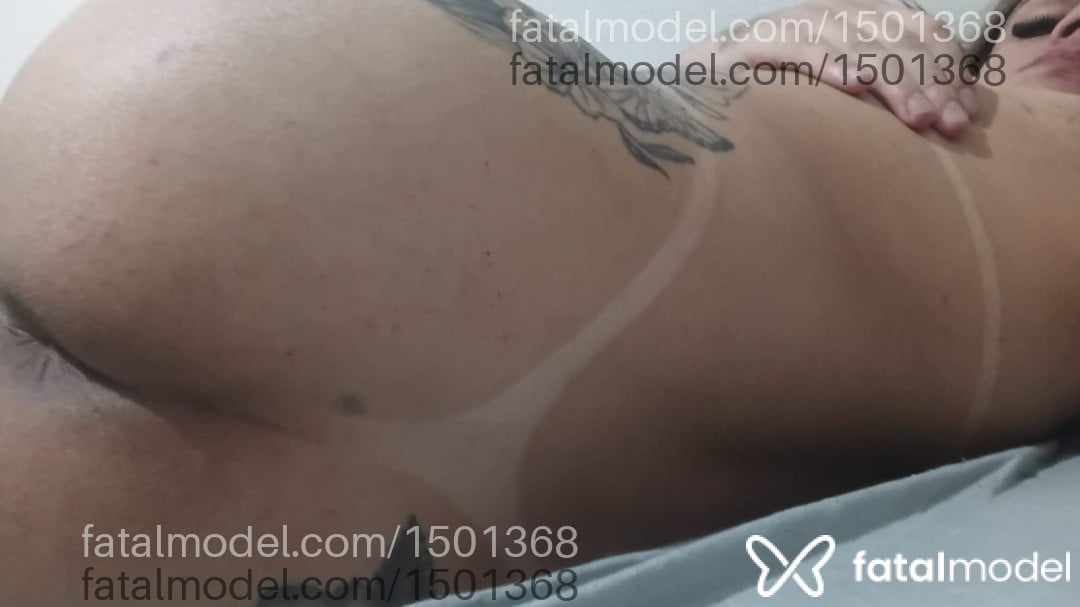 Acompanhante travesti loira (o) de olhos castanhos - Lauane
