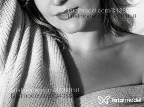 Acompanhante mulher loira (o) de olhos castanhos - Andressa
