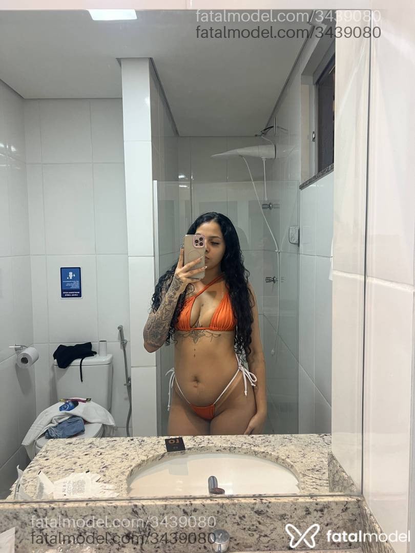 Acompanhante mulher morena (o) de olhos castanhos em Sete Lagoas - Bianca